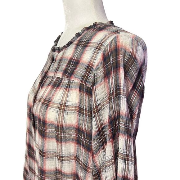 Velvet by Graham & Spencer Women's Red & Black Plaid Button-Down Blouse Size S - Picture 12 of 14